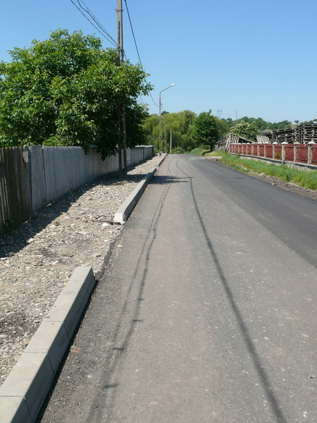 2 str. Caporal Popescu montat borduri 4.jpg